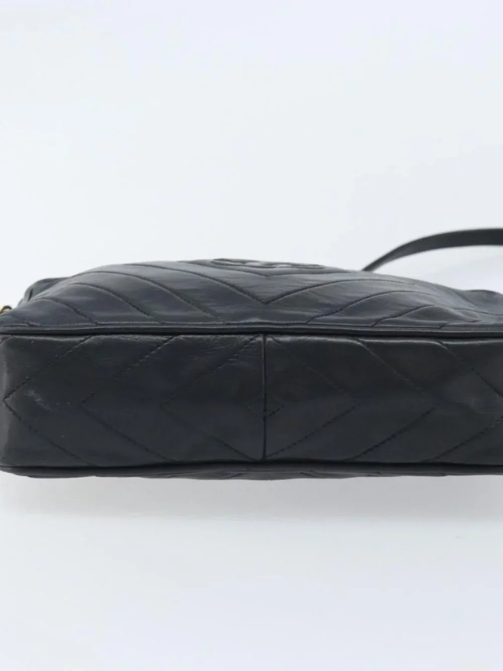 CHANEL Matelasse Shoulder Bag Lamb Skin Black Gold CC Auth gh1958